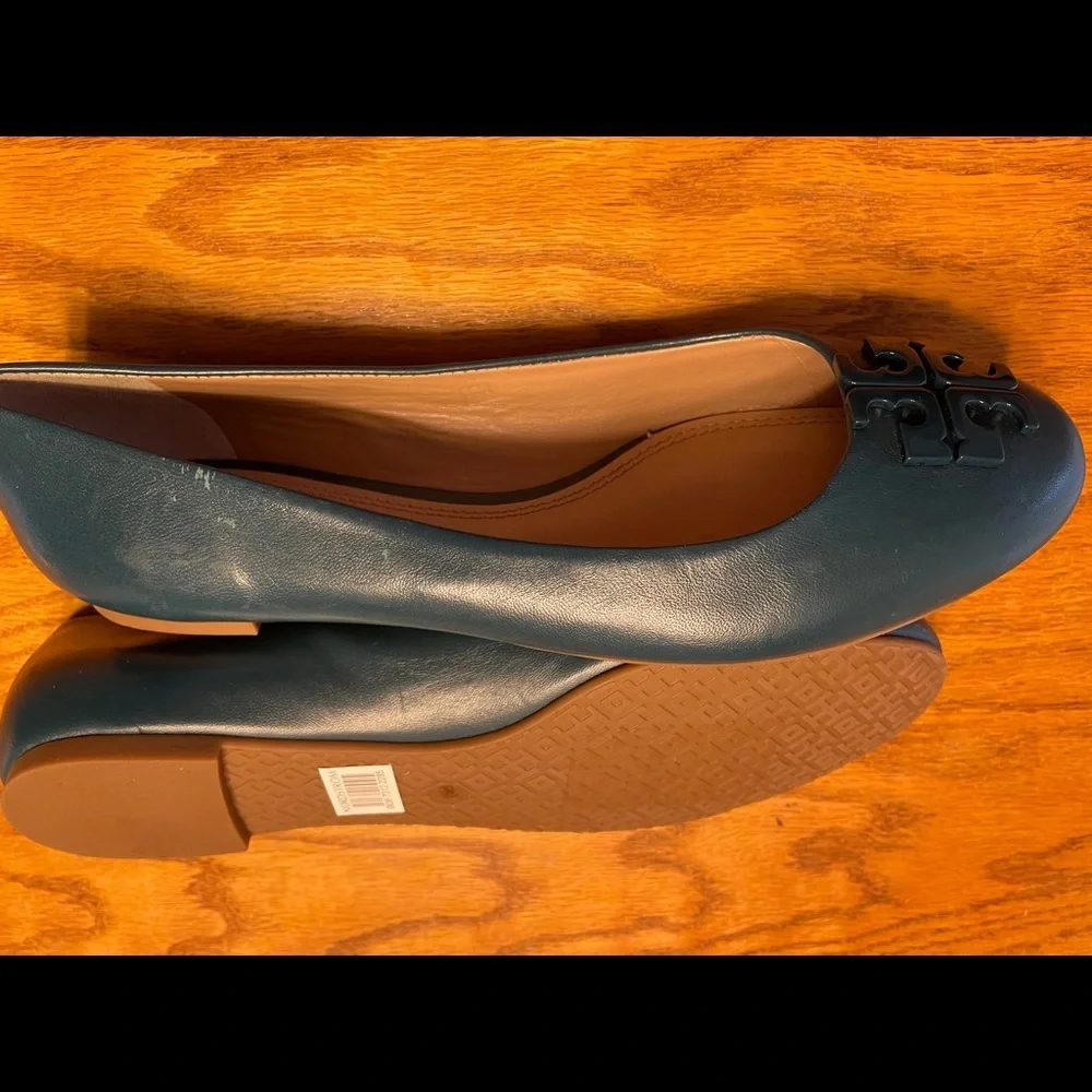 Tory Burch Women’s Ballet Flat. New